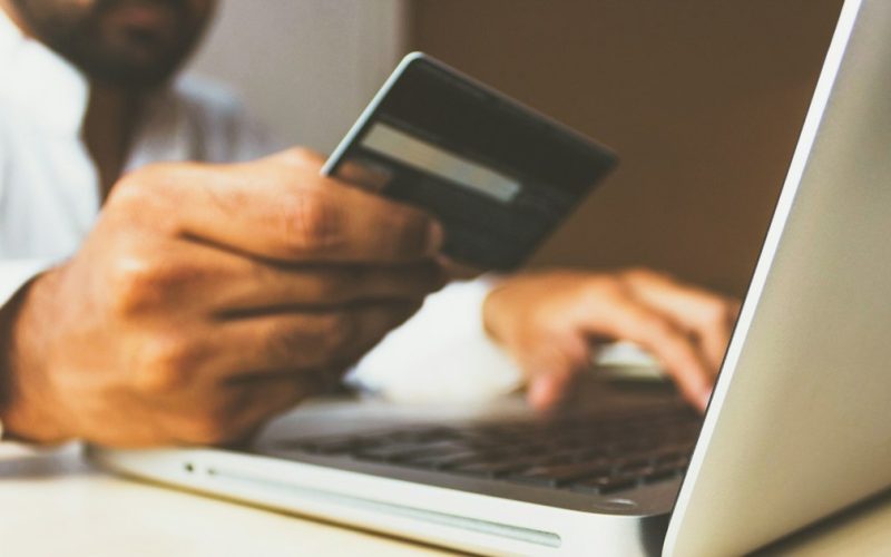 WhatsApp para E-commerce: 5 estratégias para aumentar conversão e recuperar vendas perdidas